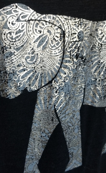 Ladies graphic shirt - Picture 3 of 4